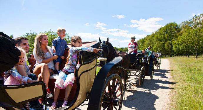 Hestevognskørsel i Jægersborg Dyrehave ved Bakken