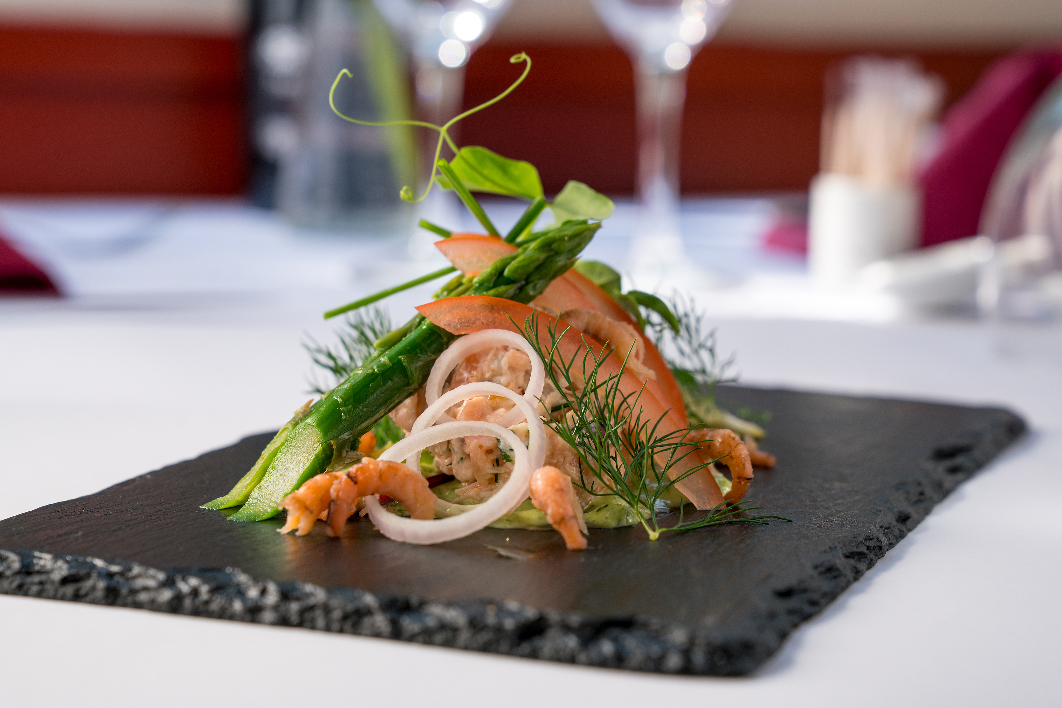 Bakken Mad Roede Port Laks Asparges