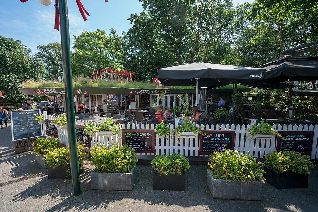 Elverdybet med sin hyggelige gårdhave