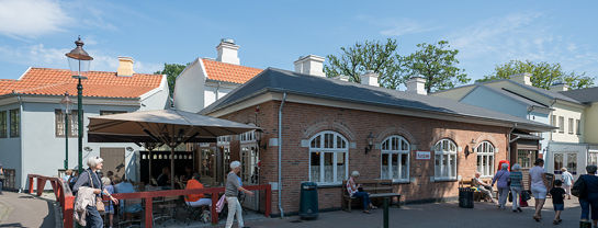 Bakken Restaurant Jernbane Korsbæk Gårdhave