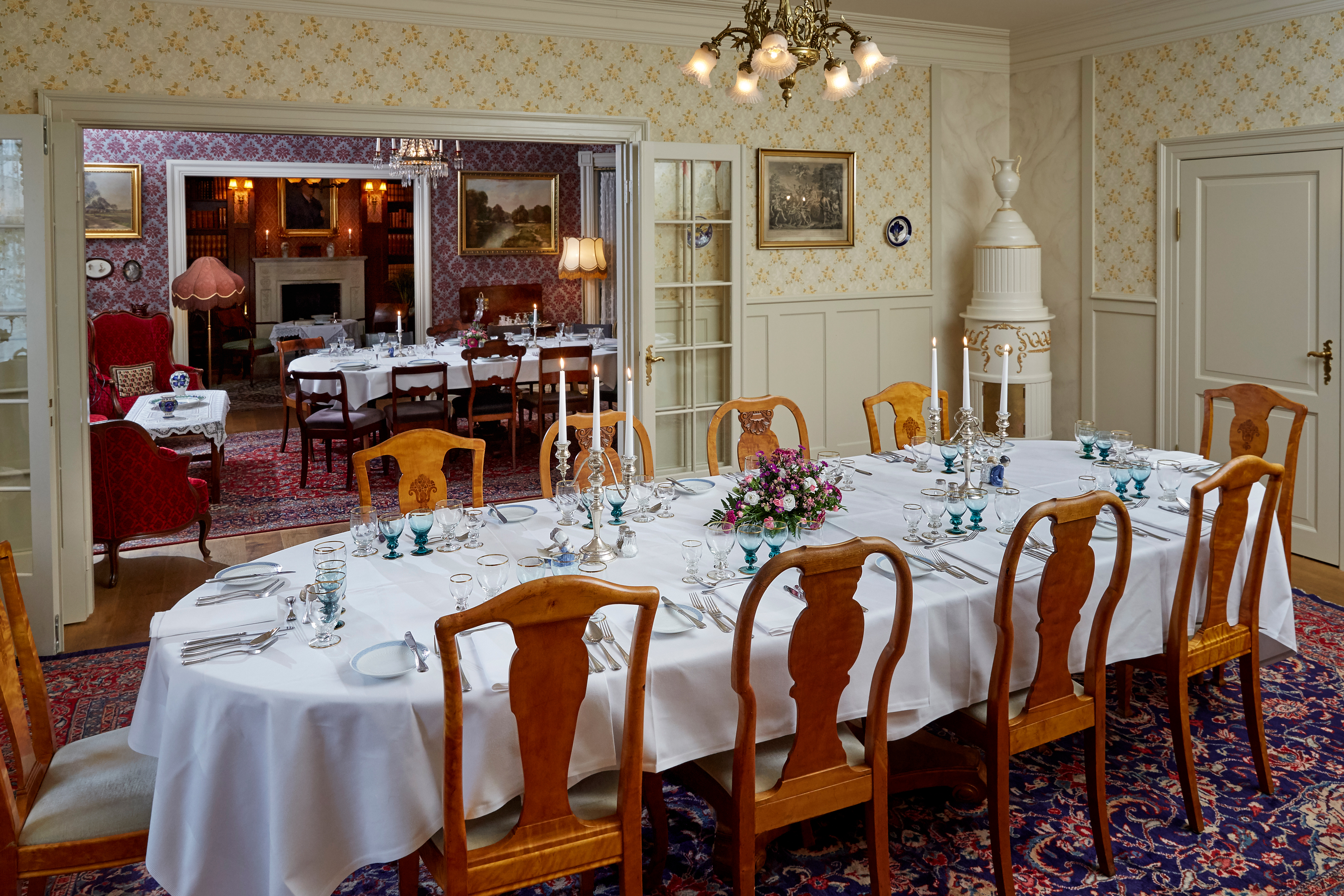 Hos Varnæs - festtaffel og frokostbord