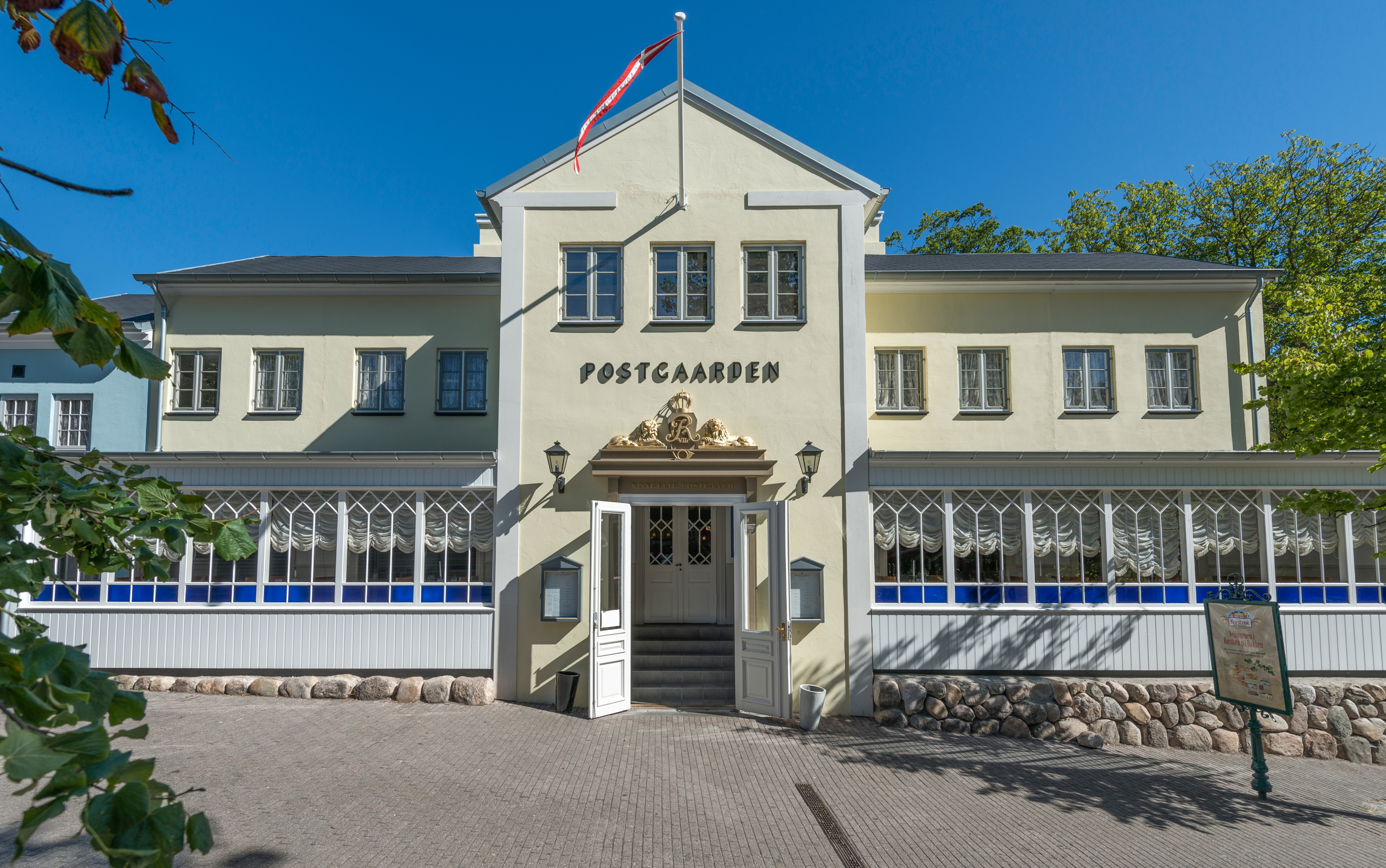 Bakken Korsbaek Postgaarden Facade Frokost Selskab