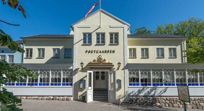 Bakken Korsbaek Postgaarden Facade Frokost Selskab