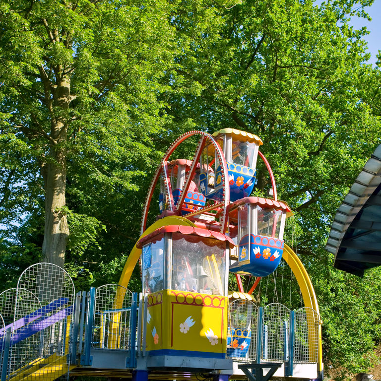 Bakkens børnepariserhjul - en sjov oplevelse for børn