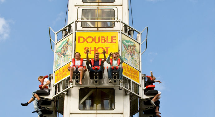 Bakken Forlystelser TaarnGyset Ung Udflugt Koebenhavn