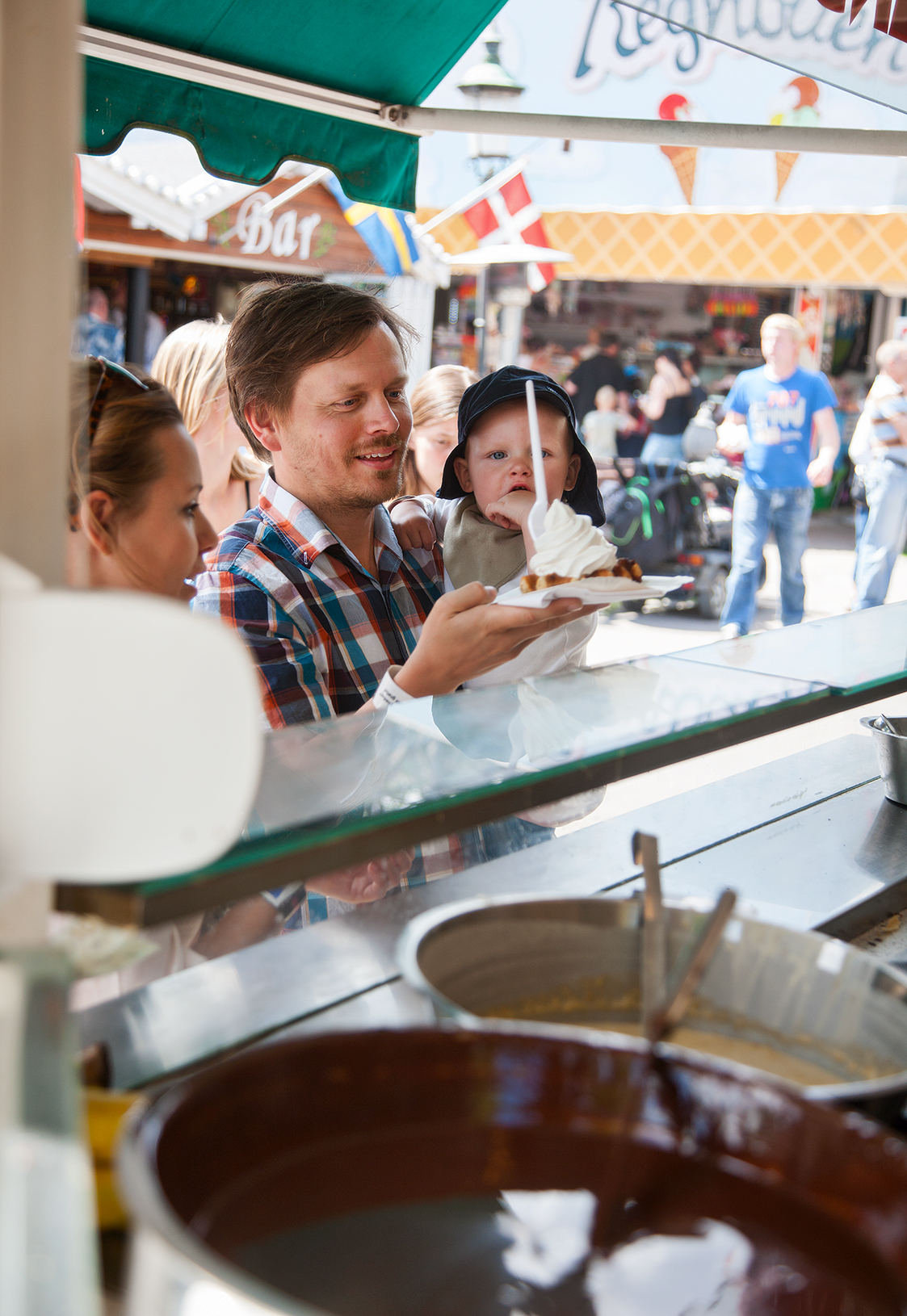 Bakken Cafe Is Fastfood Vaffelhuset Facade Stemning