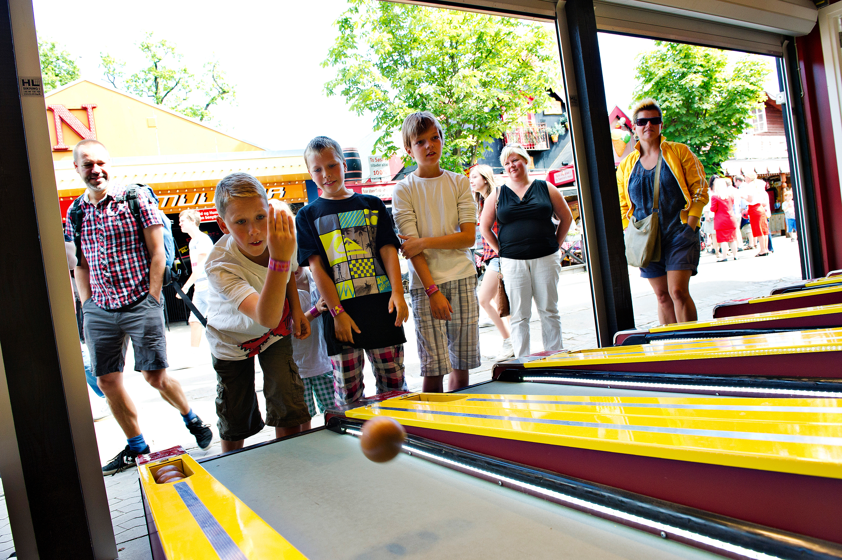 Bakken Spil Sjov Mini Bowling Gruppe Ung Aktivitet