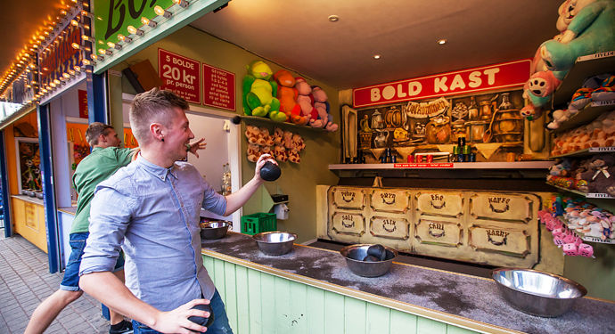 Bakken Spil Sjov Boldkast Gruppe Voksen Aktivitet Koebenhavn