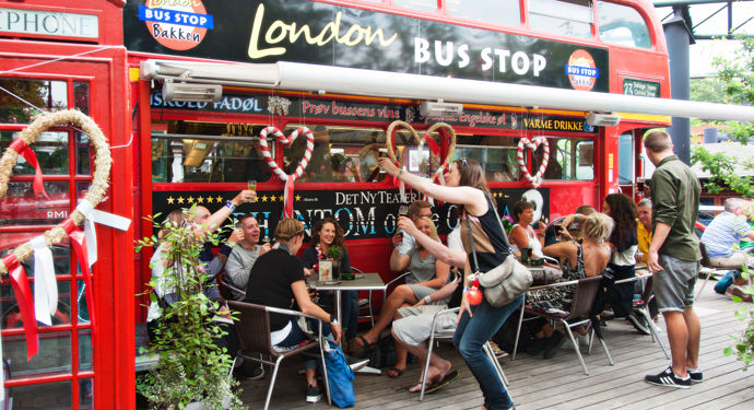 Bakken Pub Bar London Pub Bussen Gruppe Voksen Stemning Øltour Terrasse Hygge