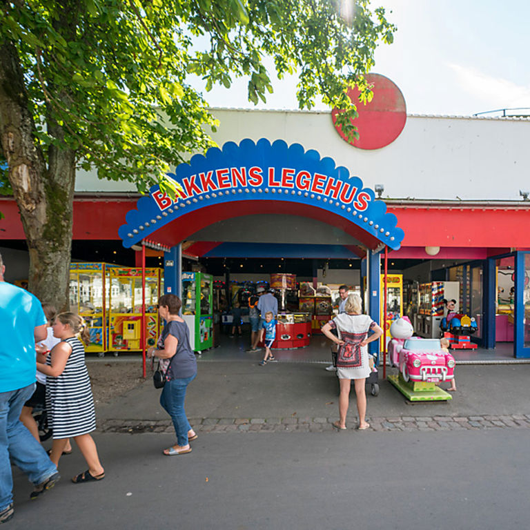 Bakkens Legehus - sjov for hele familien