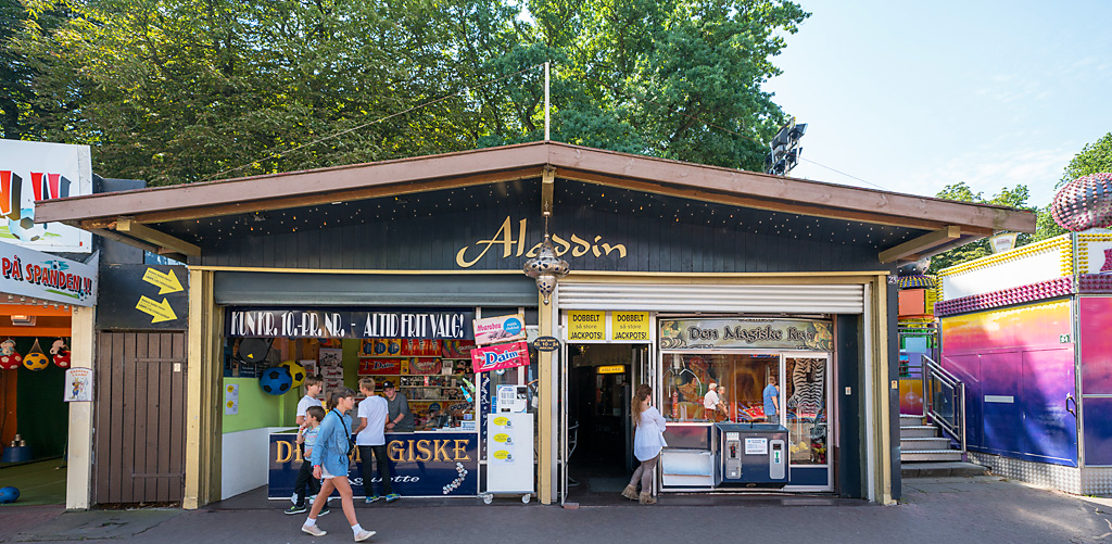 Bakken Spil Sjov Den Magiske Roulette Facade