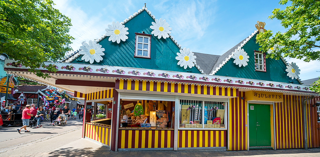 Bakken Spil Sjov Hjulspin Facade Praemier