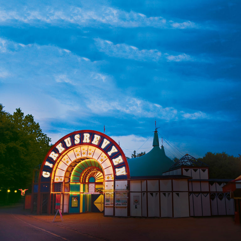 Cirkusreyven - Danmarks største og sjoveste revy