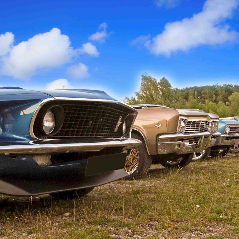 Tag bilen til Bakken - det er nemt at parkere din bil på Bakkens parkeringsplads.