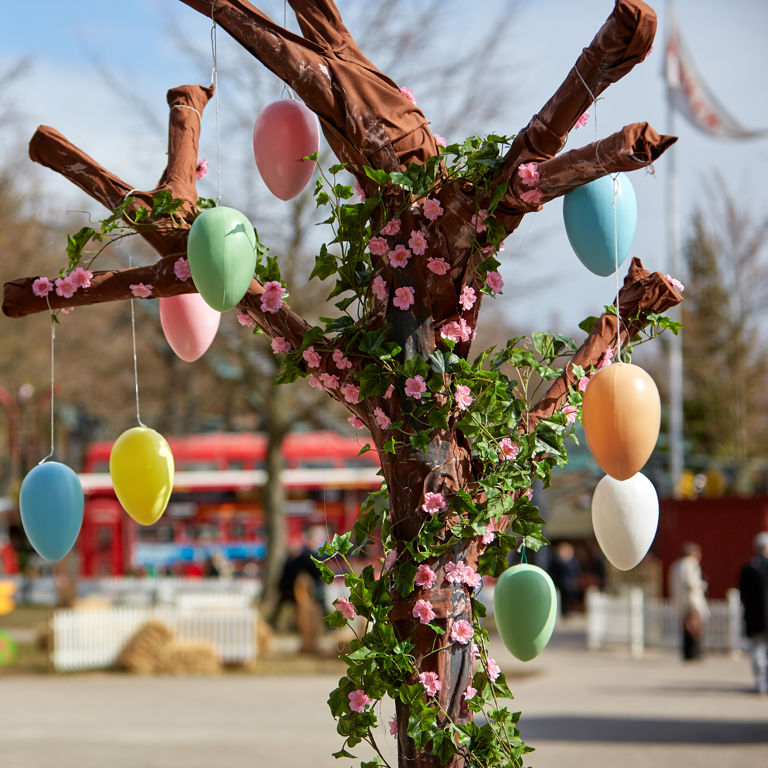 Bakken Paaske Foraar Udsmykning Forår