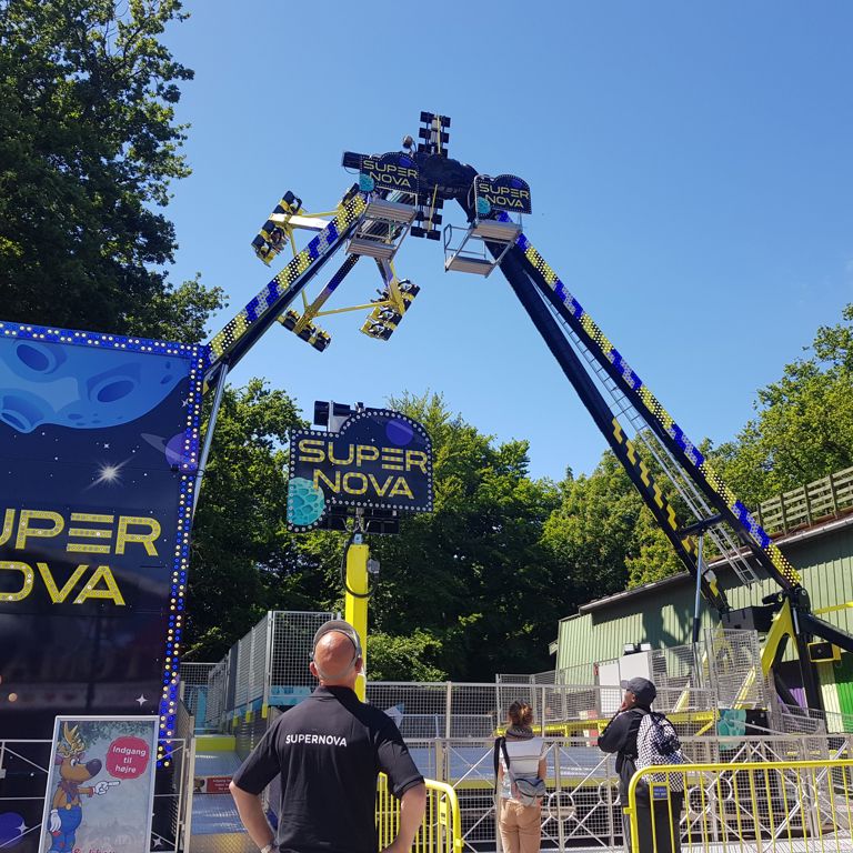 Prøv Bakkens nye vilde forlystelse: SUPERNOVA!