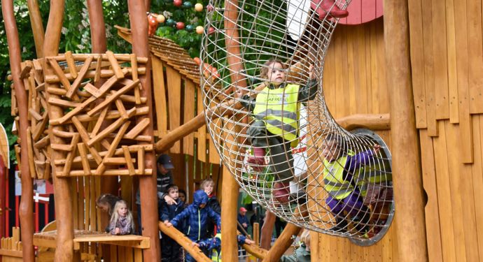 Oplev MiniBakken - Bakkens nye legeplads!